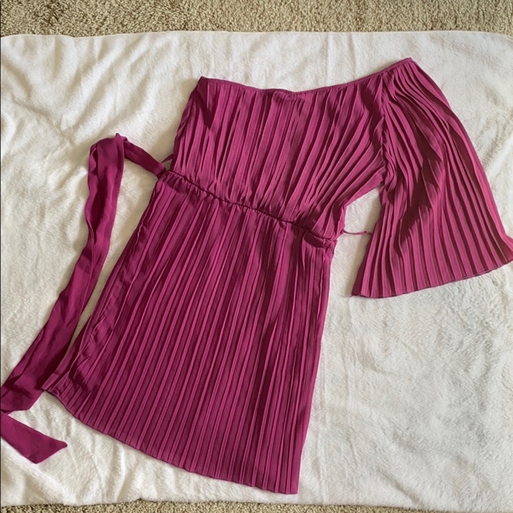 One shoulder dress